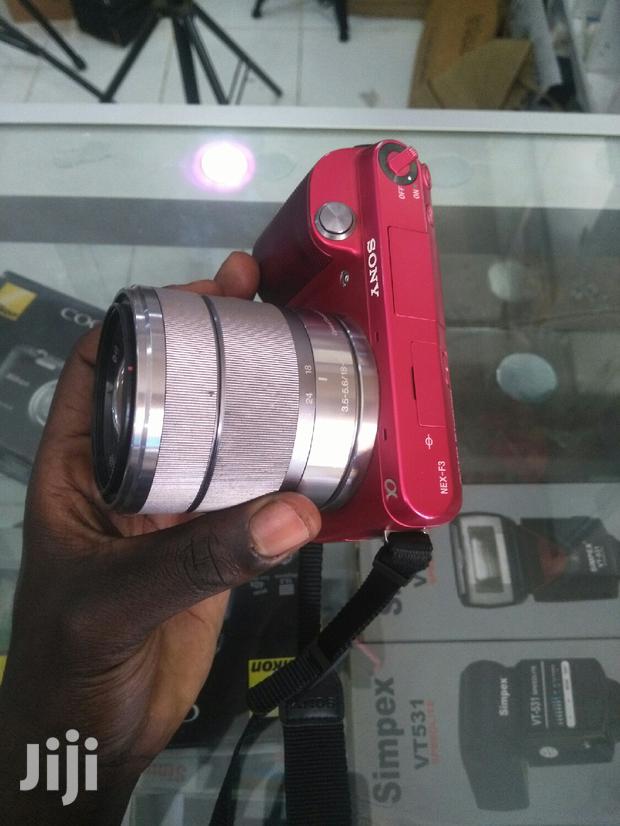 Sony Nex-F3 With Removable Lens - main view