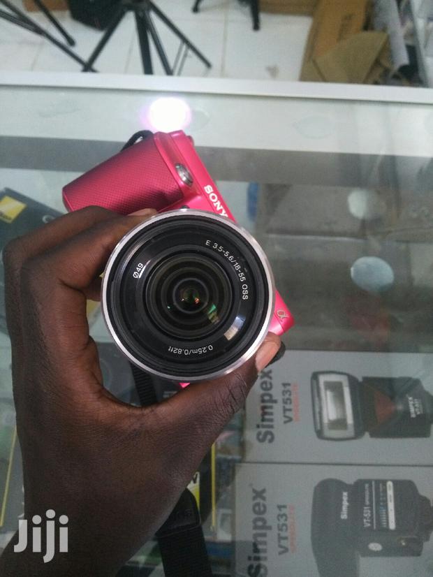 Sony Nex-F3 With Removable Lens - thumbnail 3