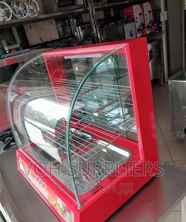 Chips Display Warmer With Curved Glass - main view
