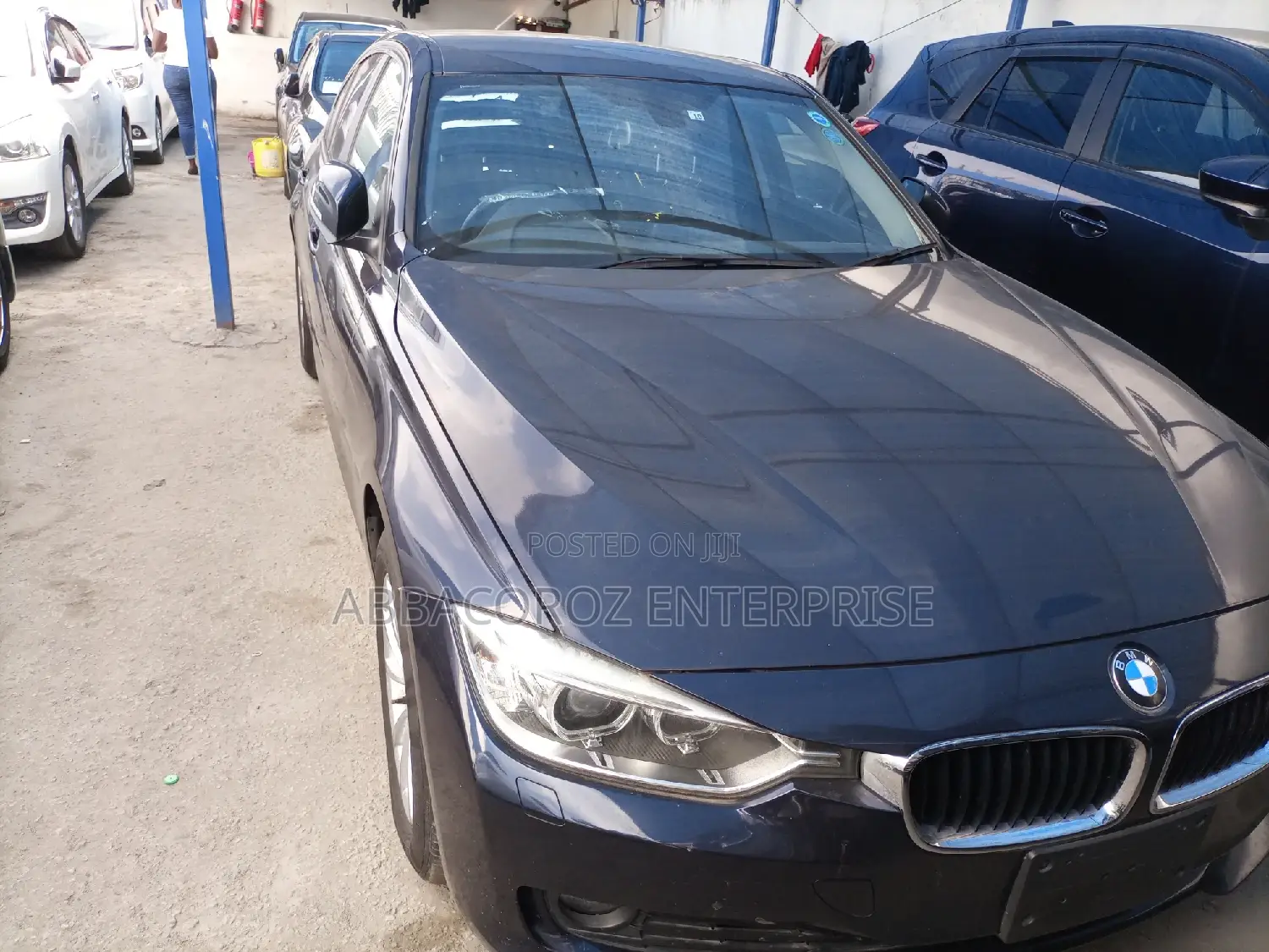 BMW 320i 2014 Black