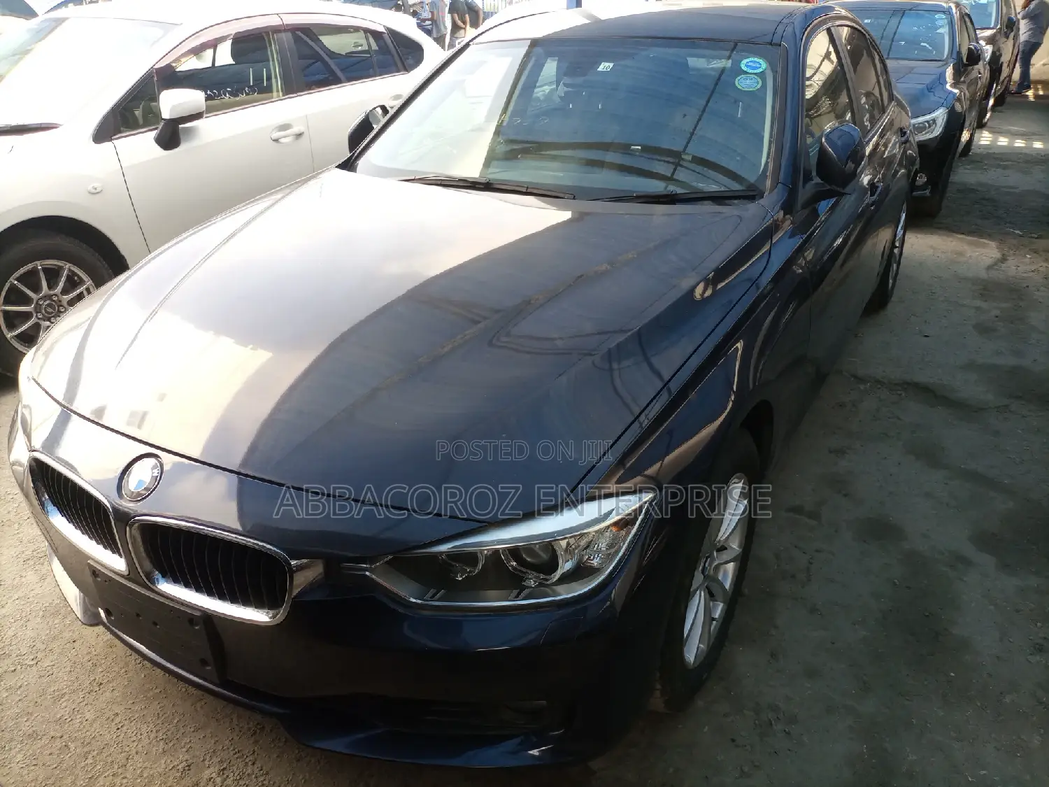 BMW 320i 2014 Black