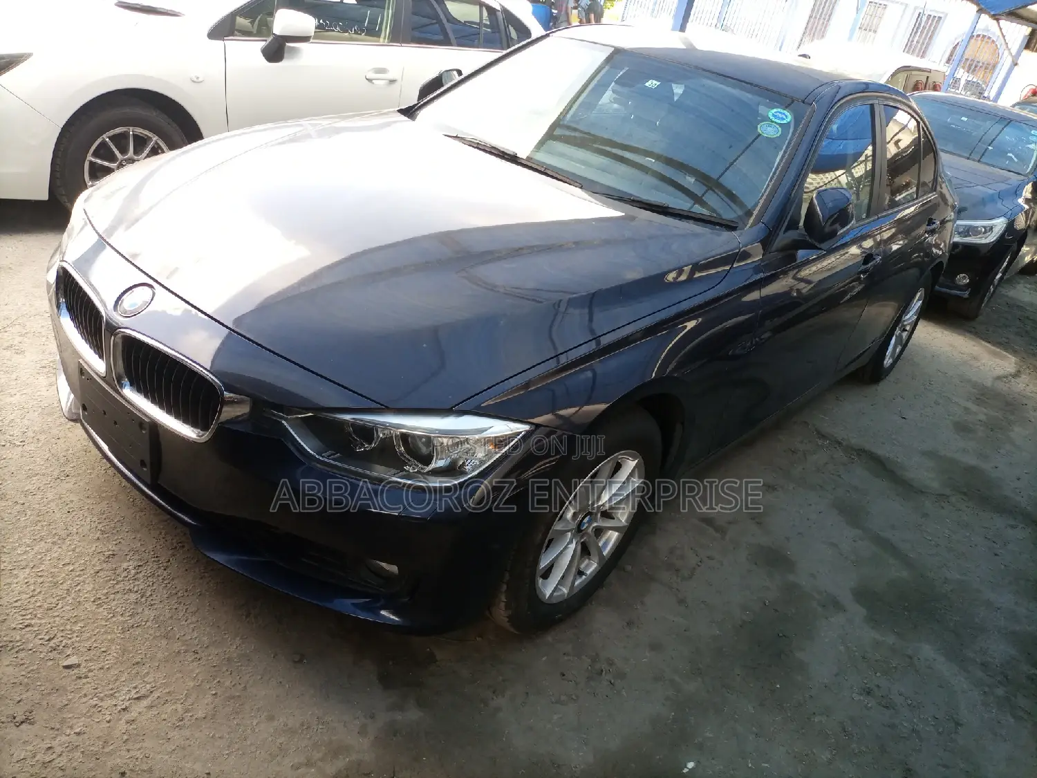 BMW 320i 2014 Black