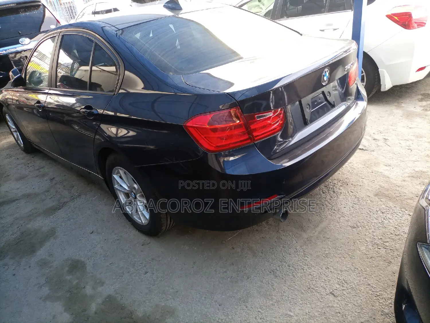 BMW 320i 2014 Black