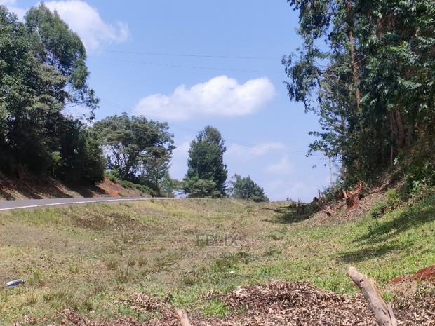 Nyeri/0thaya 1 Acre - thumbnail 4