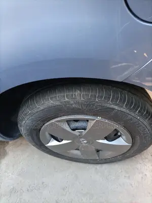 Toyota Sienta 2016 Beige
