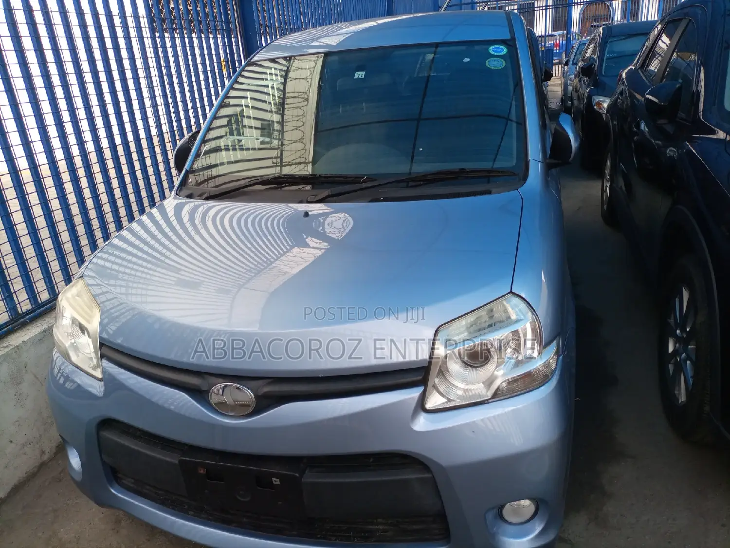 Toyota Sienta 2016 Beige