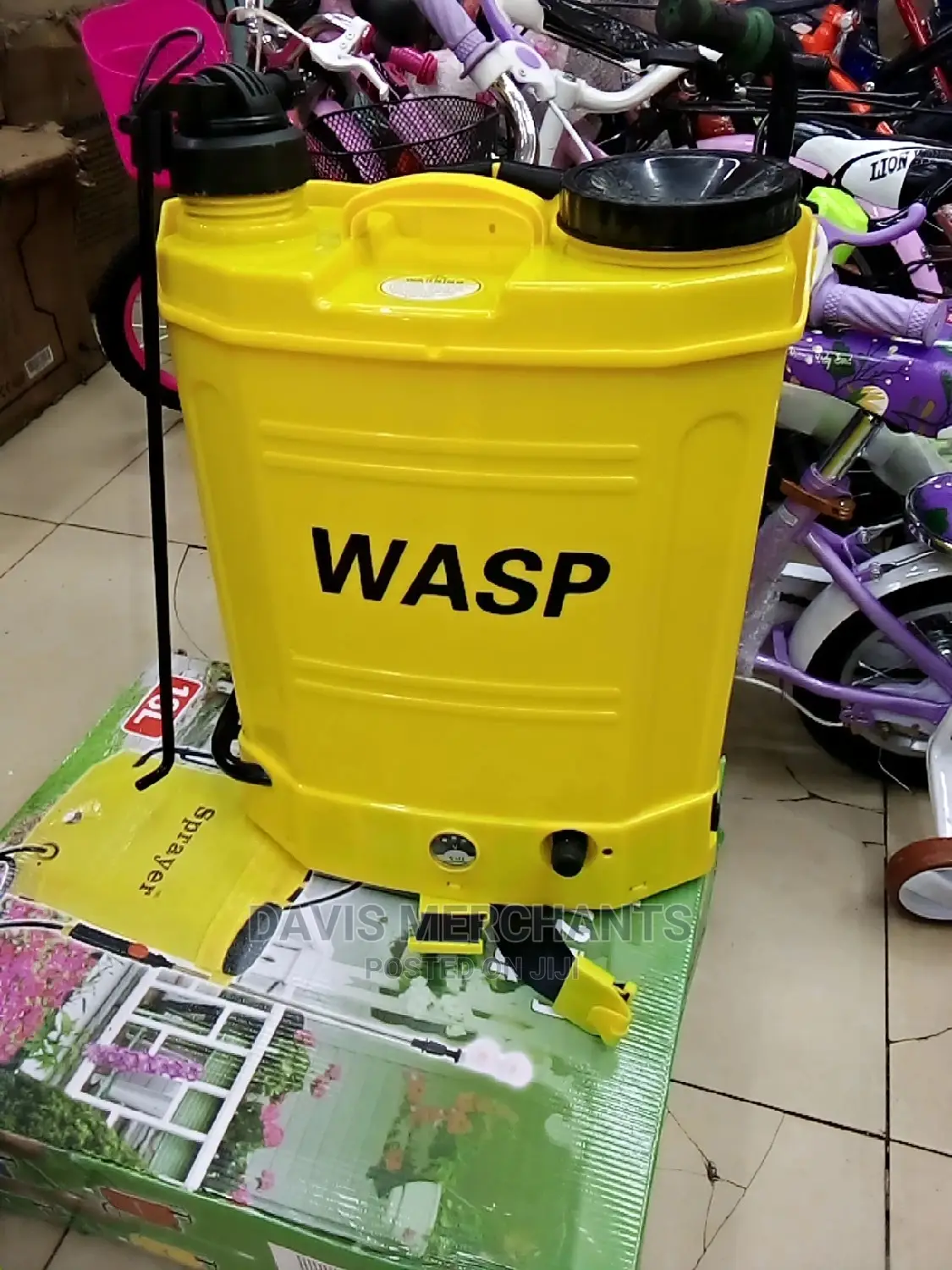 Battery and Manual Knapsack Sprayer 18lts