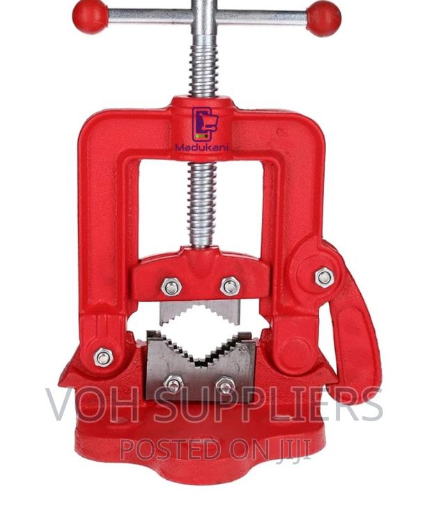 Hinged Reversible Self Locking Pipe Vice Clamp – Choose Size - main view
