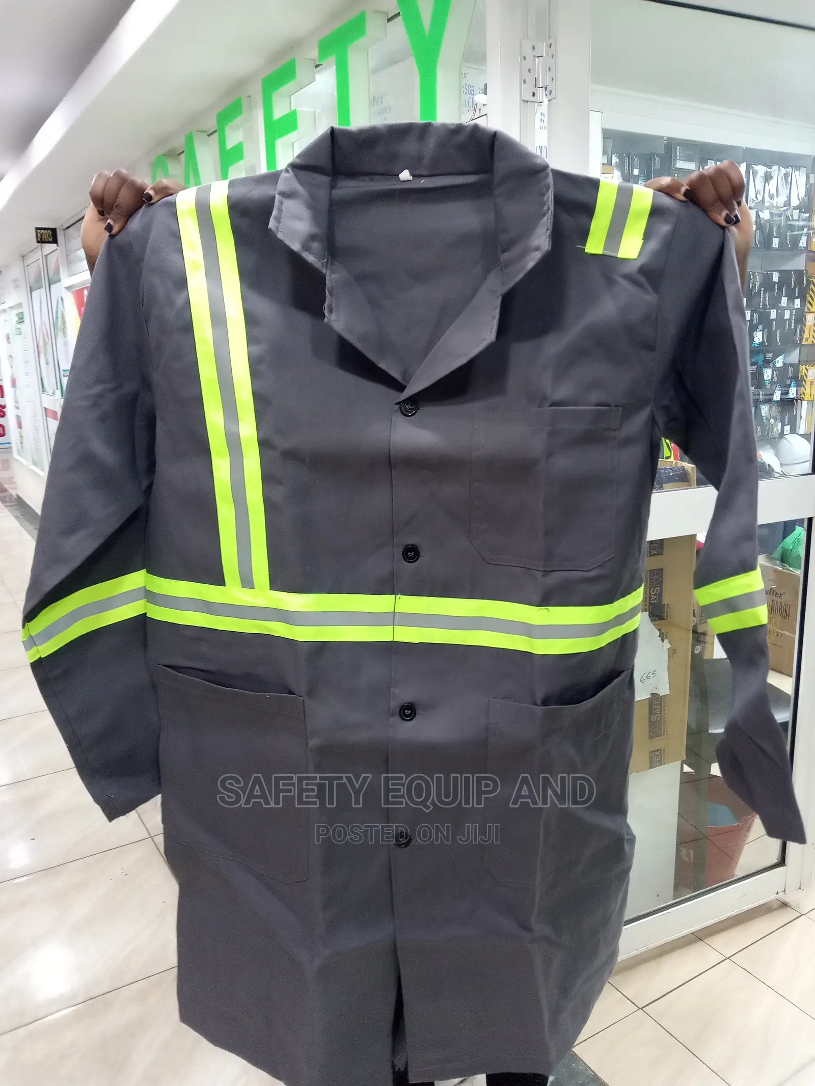Safety Coats With Green Reflective Tapes