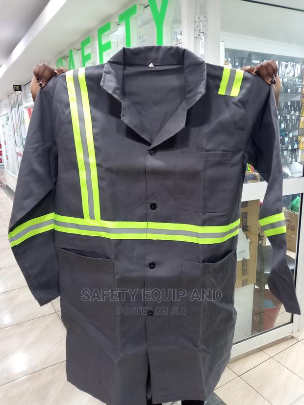Safety Coats With Green Reflective Tapes