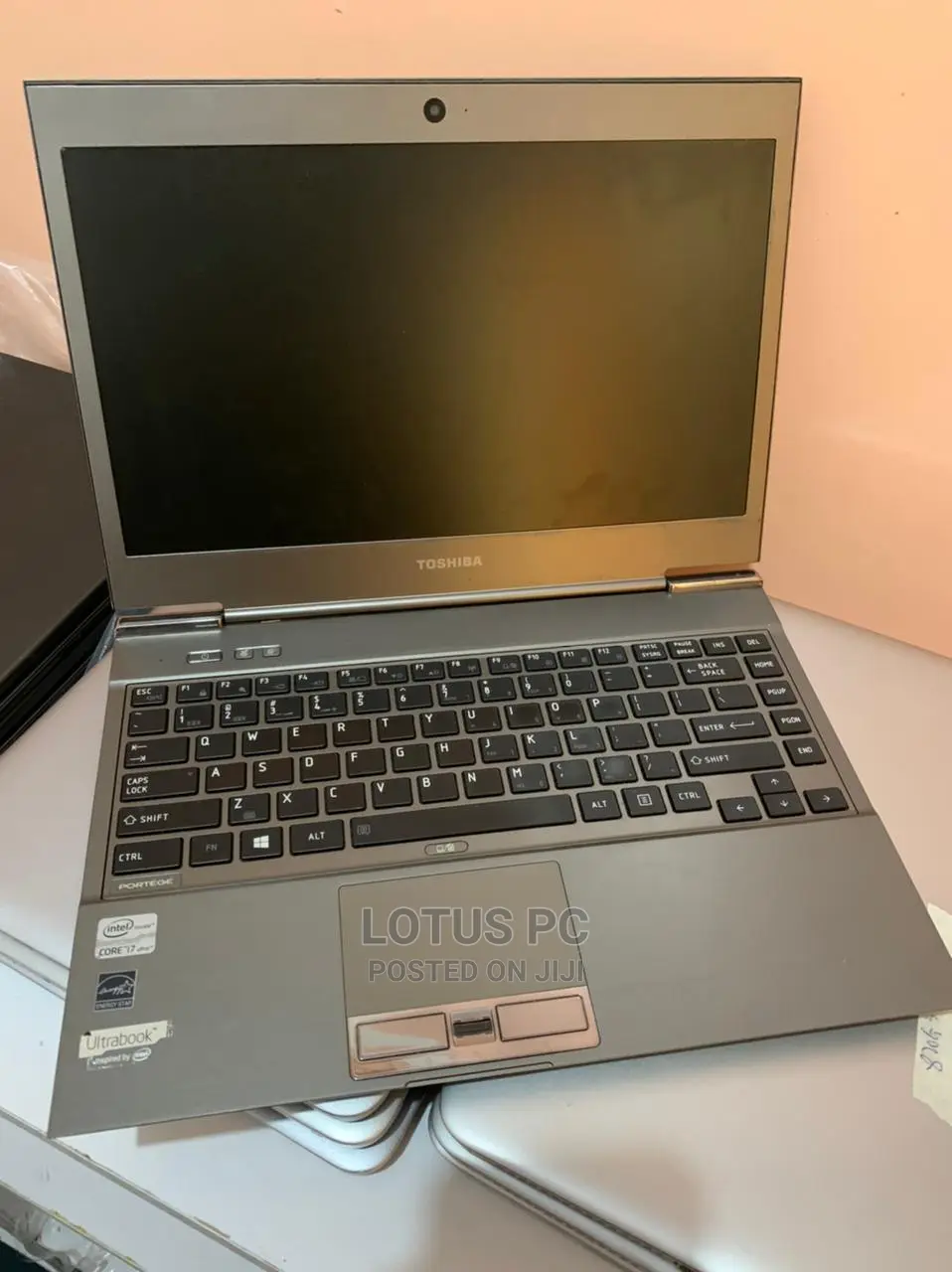 Laptop Toshiba Protege Z930 8GB Intel Core I7 SSD 256GB