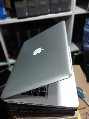 Laptop Apple MacBook Pro 4GB Intel Core I5 HDD 500GB