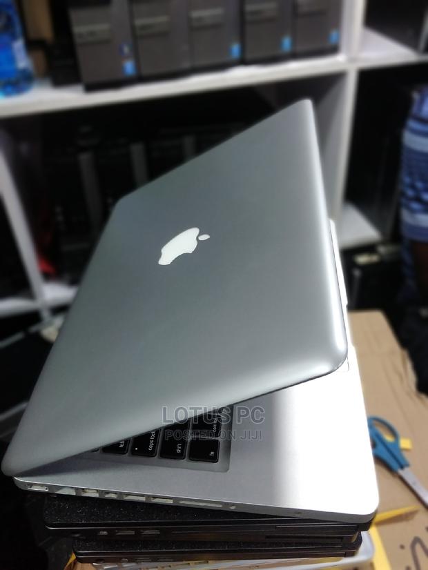 Laptop Apple MacBook Pro 4GB Intel Core I5 HDD 500GB - main view