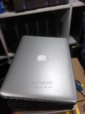 Laptop Apple MacBook 4GB Intel Core I5 HDD 500GB