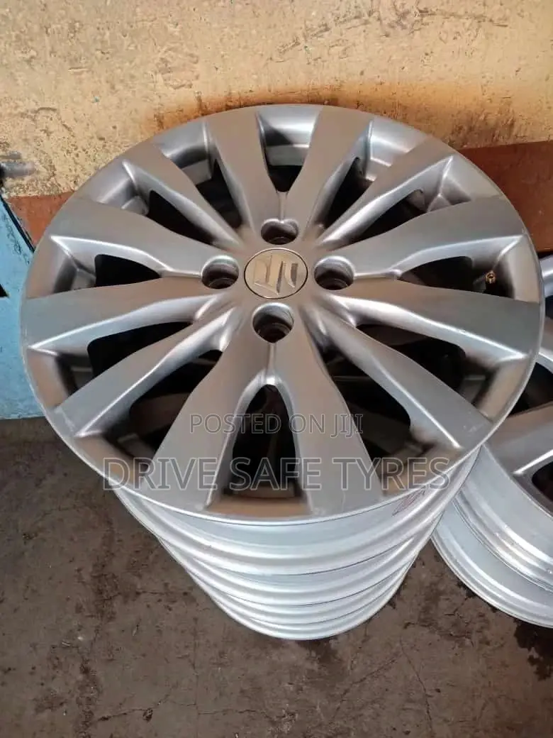 17 Suzuki Rims Set