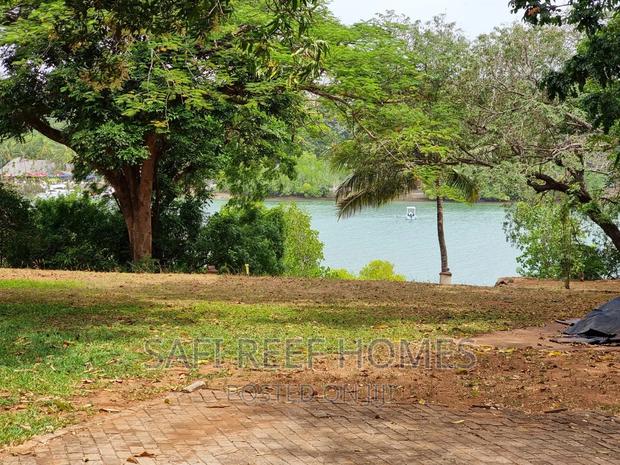 1acre Creek Property for Sale in Shanzu - thumbnail 3