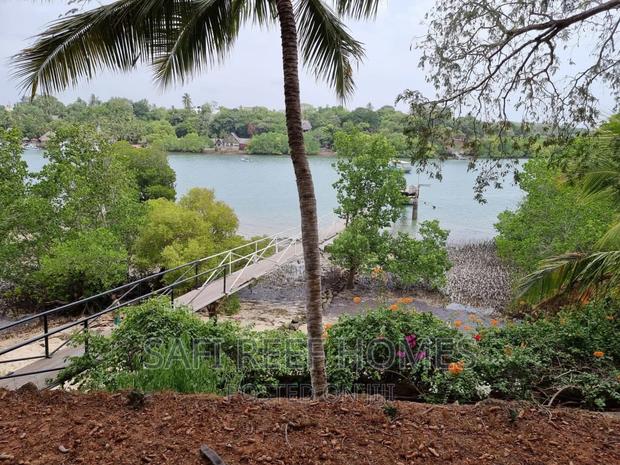 1acre Creek Property for Sale in Shanzu - thumbnail 2