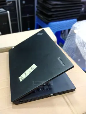 Laptop Lenovo ThinkPad X240 4GB Intel Core I5 HDD 500GB