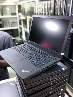Laptop Lenovo ThinkPad X240 4GB Intel Core I7 SSD 256GB