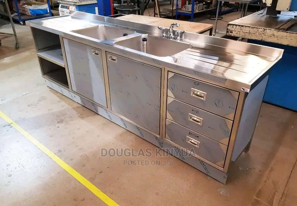 Kitchen Sink With Drawers and Working Top