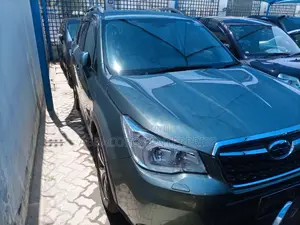 Subaru Forester 2015 Gray