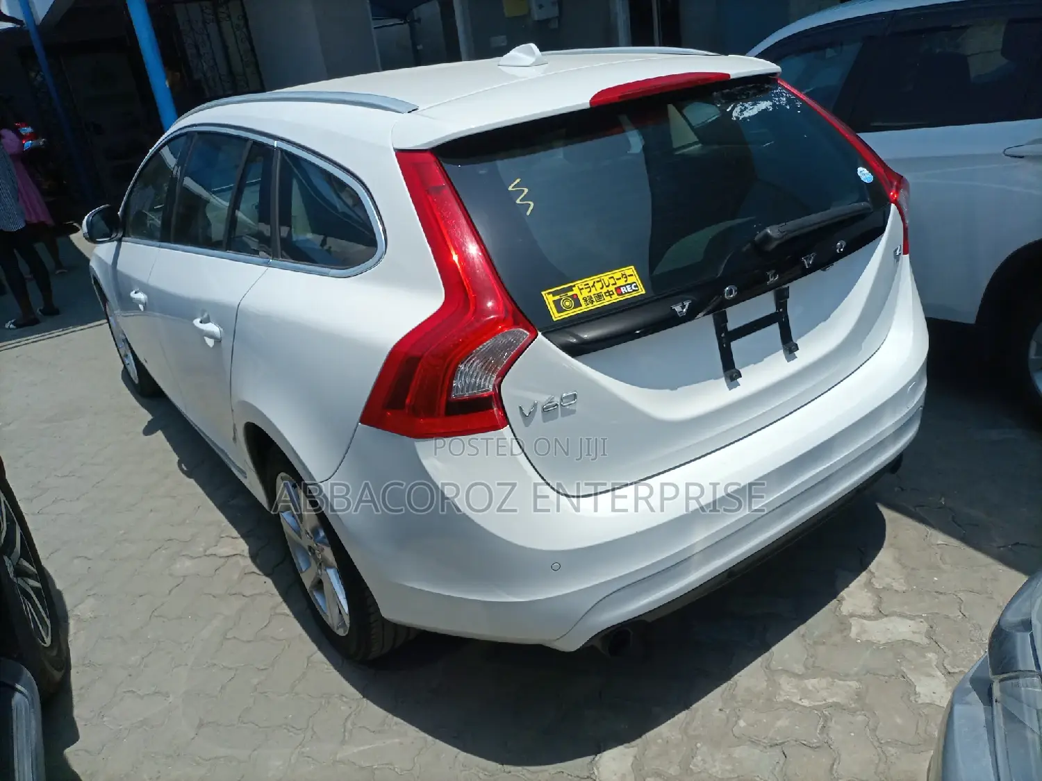 Volvo V60 T5 Platinum FWD 2015 White