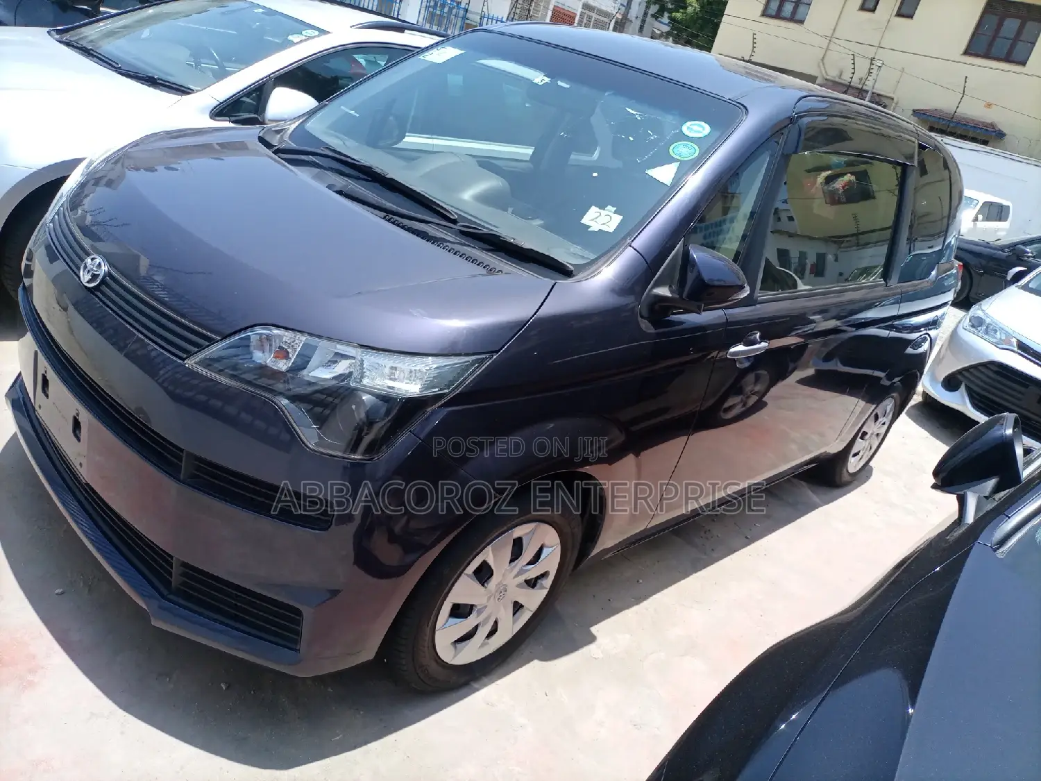 Toyota Spade 2015 Gray