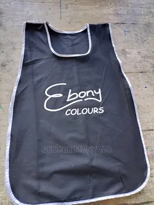 Ladies Saloon Aprons