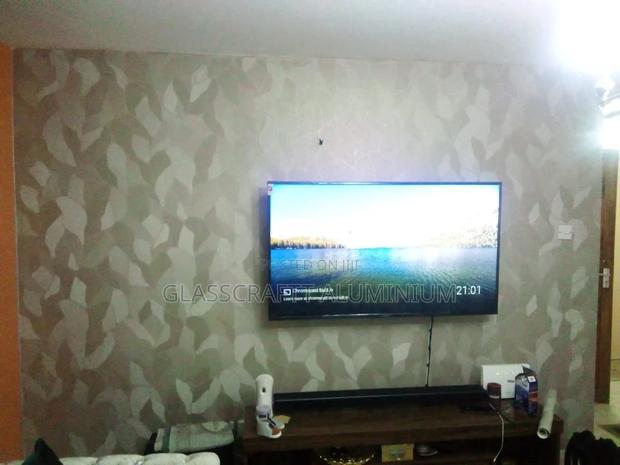 Fitted Wallpapers