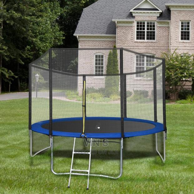 Trampolines< Trampolines- Trampolines< Trampolines