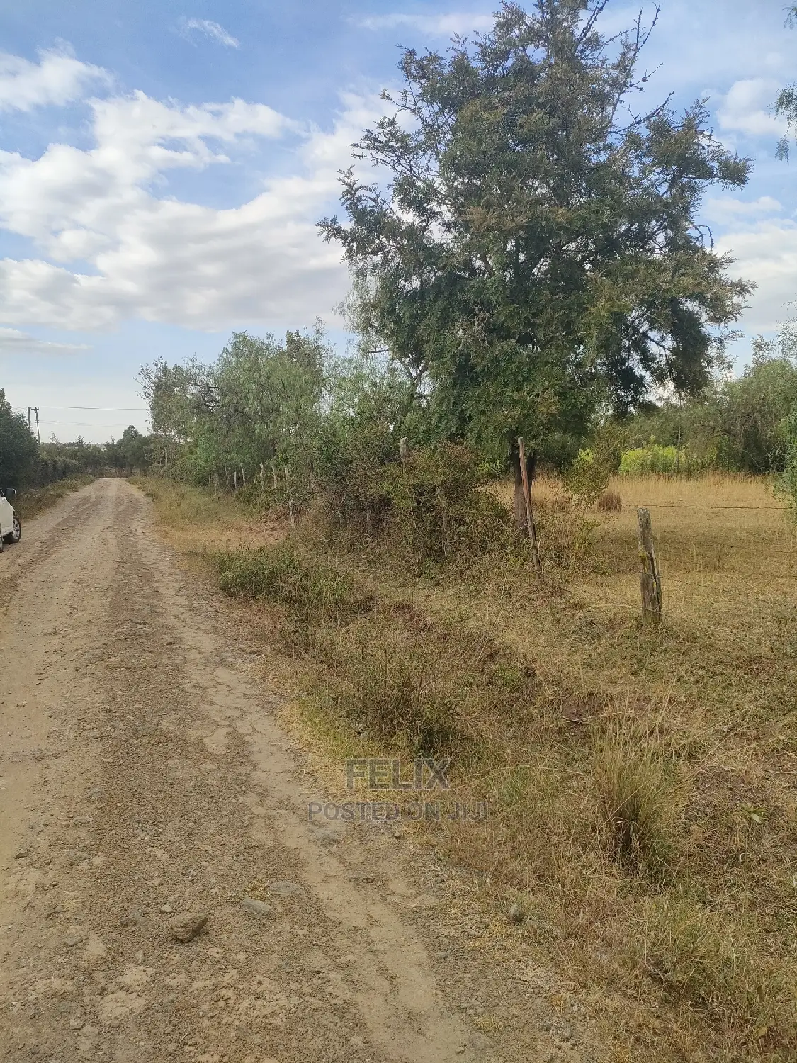 1 Acre Chaka/Narumoru Highway /Ndiriti