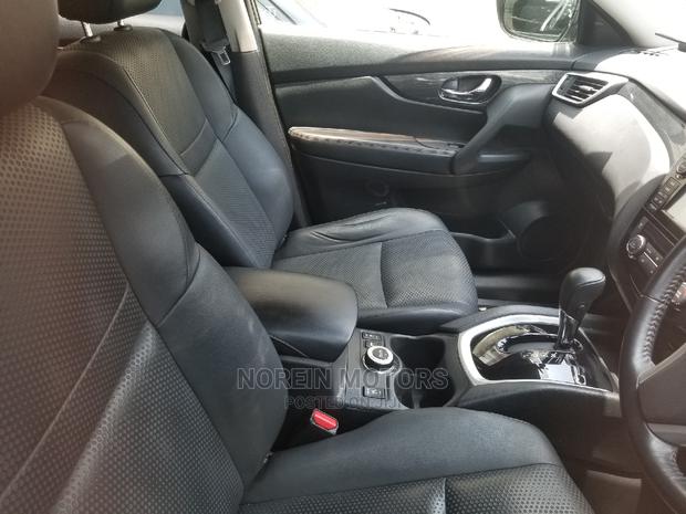 Nissan X-Trail 2015 Black - thumbnail 6