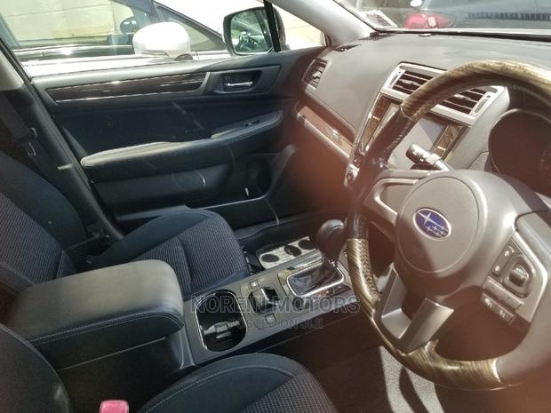 Subaru Outback 2014 Silver - thumbnail 4