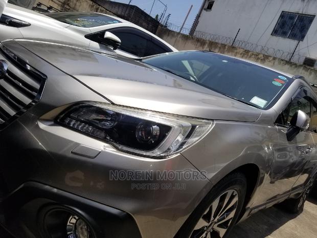 Subaru Outback 2014 Silver - thumbnail 3
