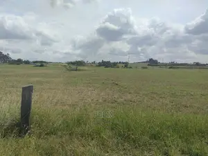 3 Acres Chaka / Narumoru/ Ndiriti