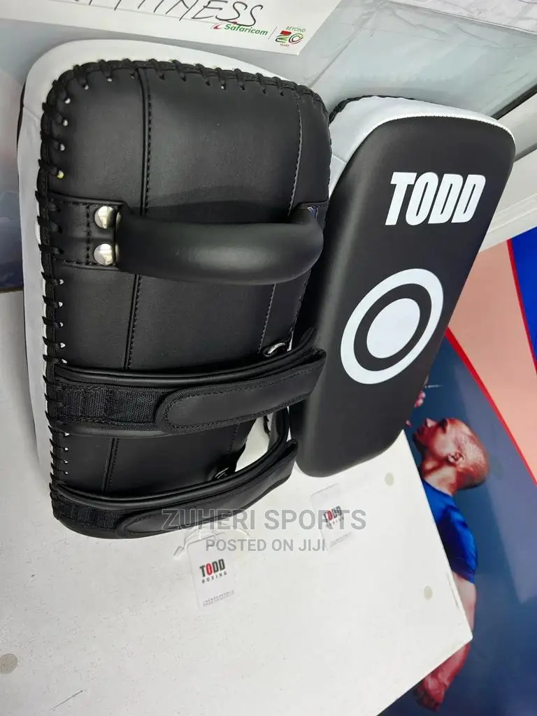 Foot Target Pad /Kickboxing Pad / Shin Kicking Pad