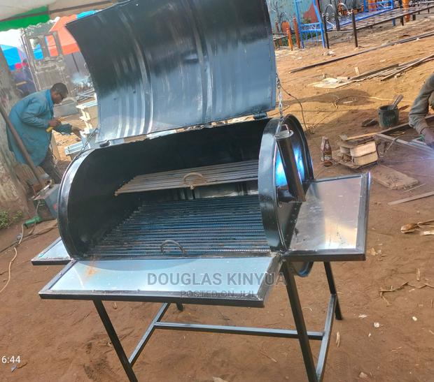 Charcoal Barbeque Grill - main view