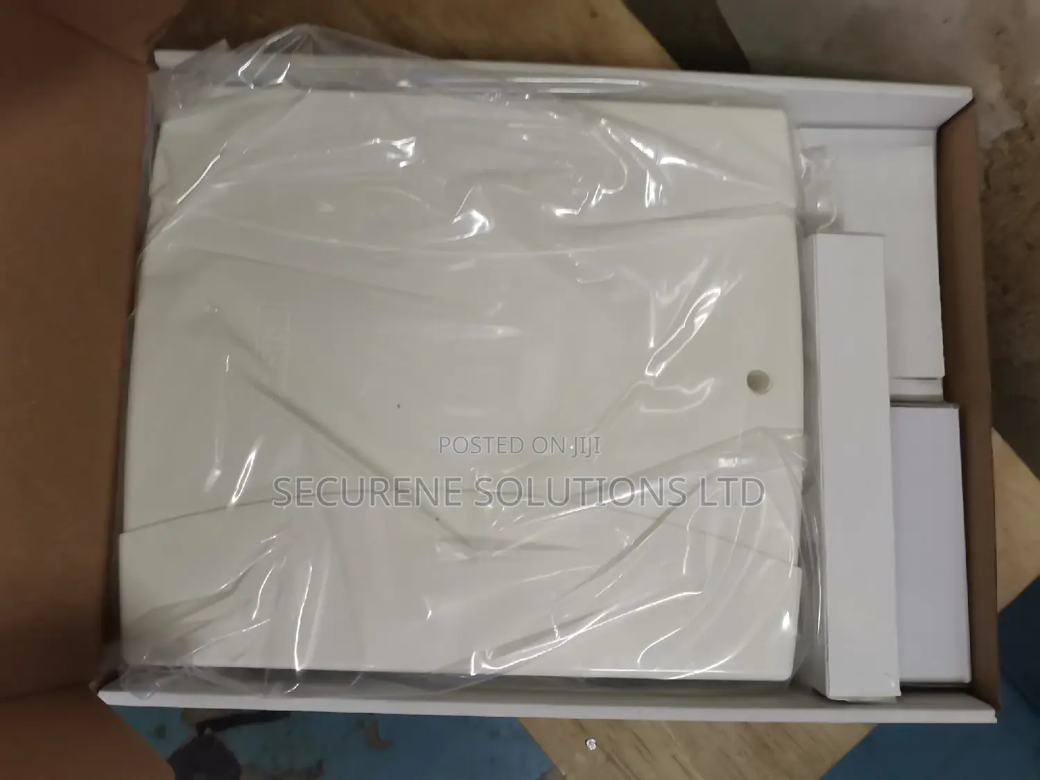Risco Lightsys 8 Zone Alarm Panel