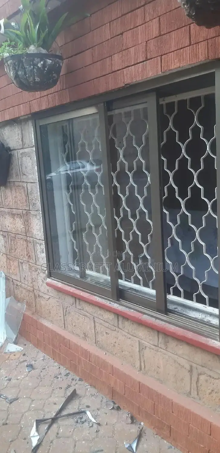 Clear Glass Aluminim Sliding Windows
