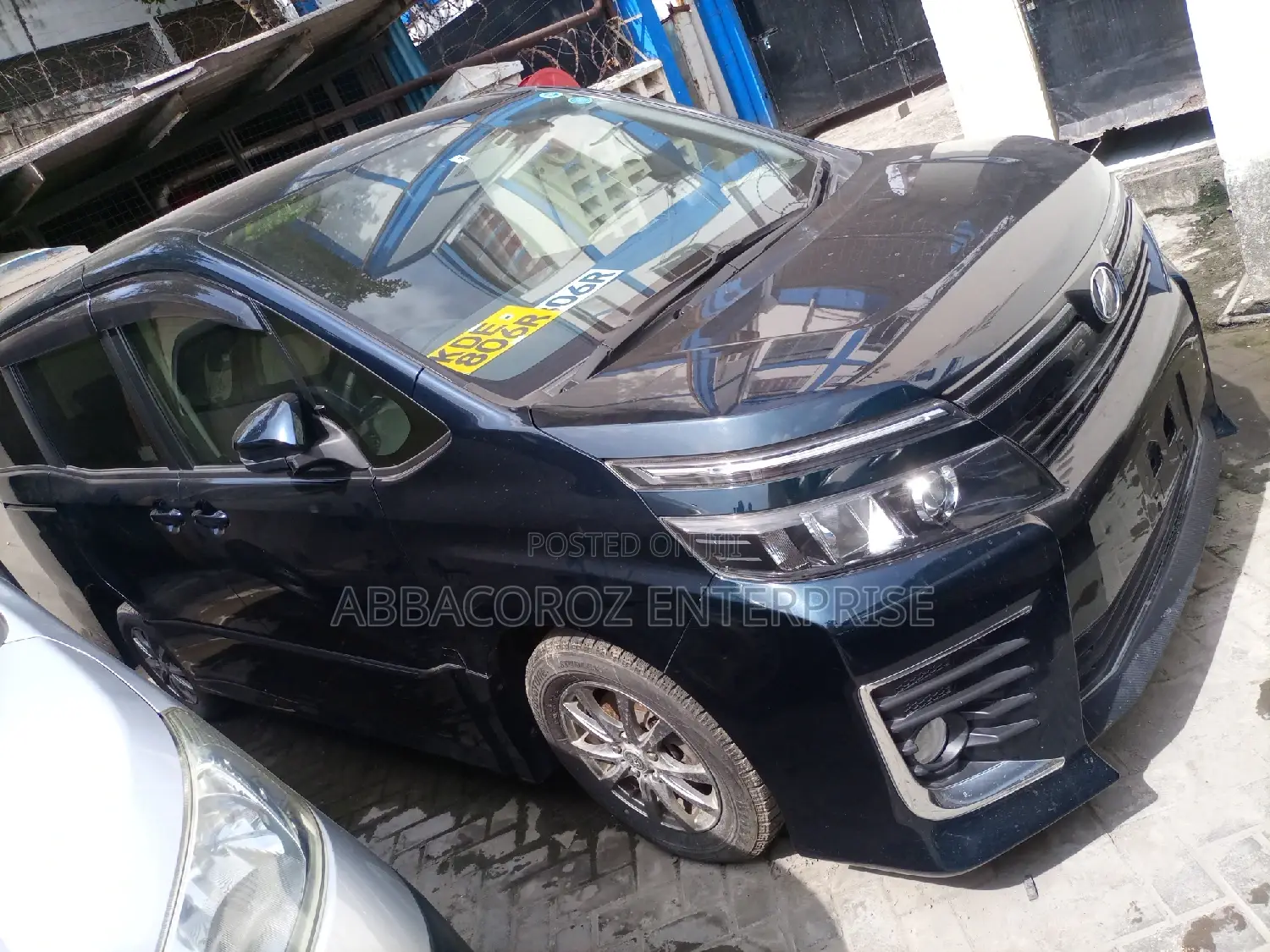 Toyota Voxy 2015 Beige