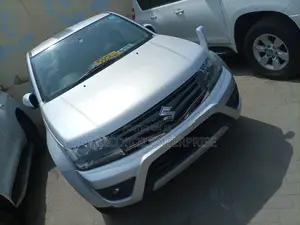 Suzuki Escudo 2015 Silver