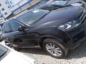 Volkswagen Tiguan 2014 Matt Black