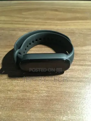 Smart Bracelet: Xiaomi Mi Band Smart 6 Fitnesstracker Black