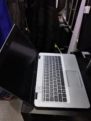 Laptop HP EliteBook 745 4GB AMD A8 HDD 500GB