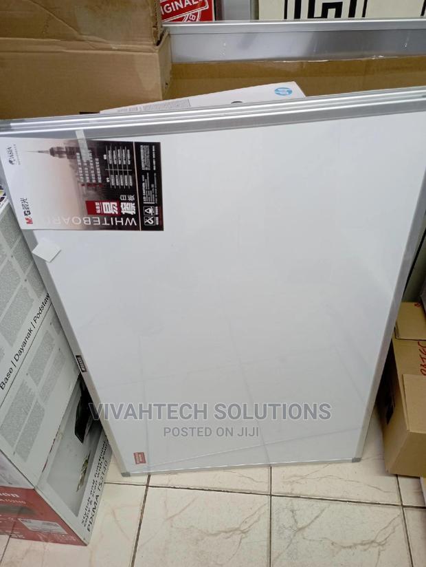 Whiteboard 3 by 2 - main view