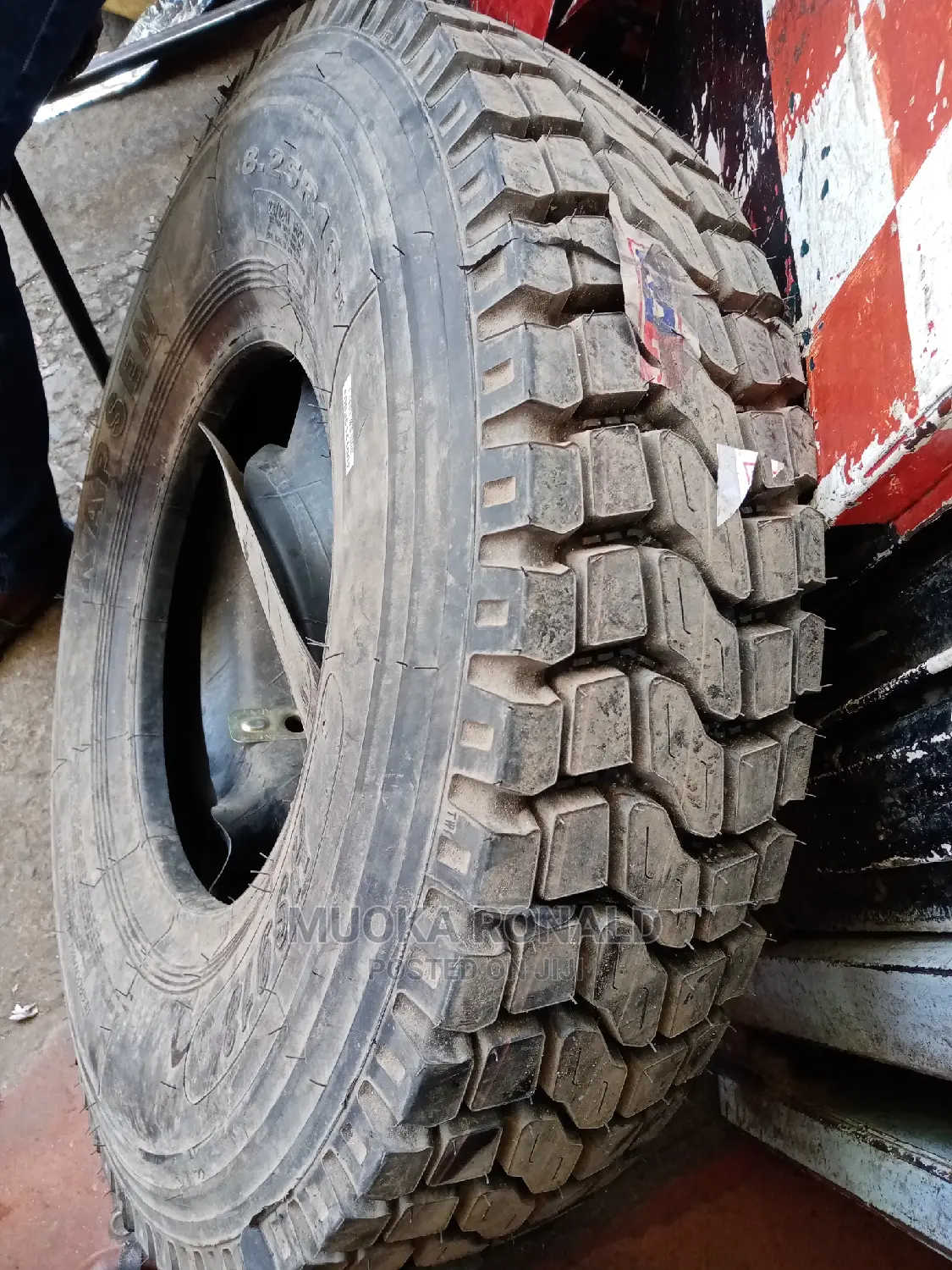 8.25R16 Kapsen Tyre