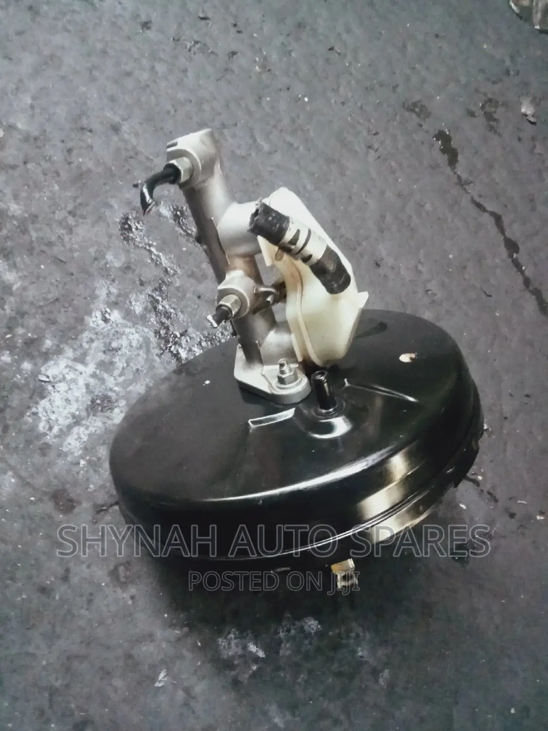 Brake Booster and Master Cylinder Honda