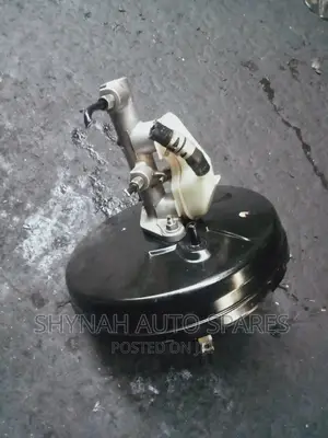 Brake Booster and Master Cylinder Honda