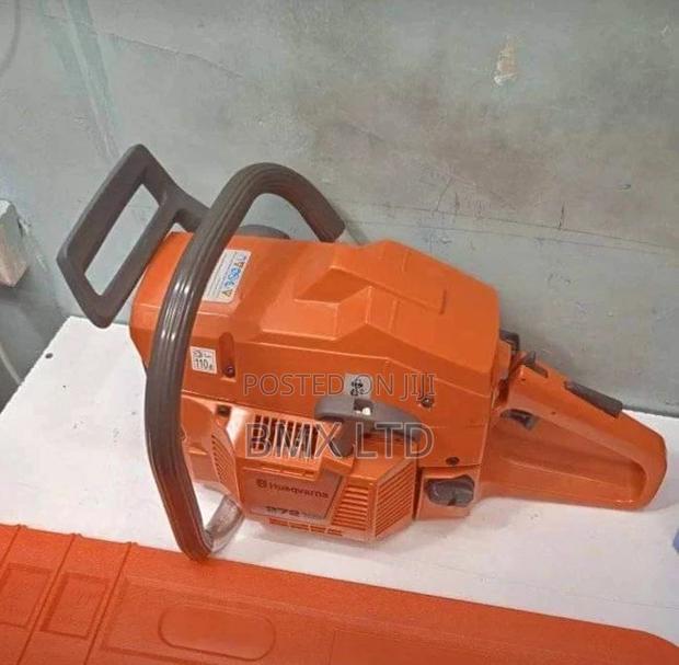 Chainsaws Available 272x Husqvarna