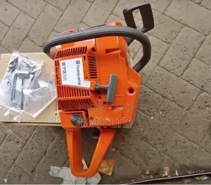 Favourable Wood Saw